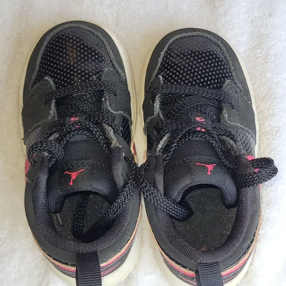 Nike Kids Air Jordan 1 Low Sz 6C Black Pink Toddler Good Used Cond 554721-008